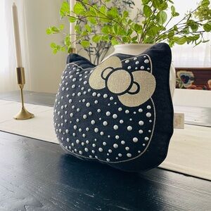 Pottery barn hello kitty pillow